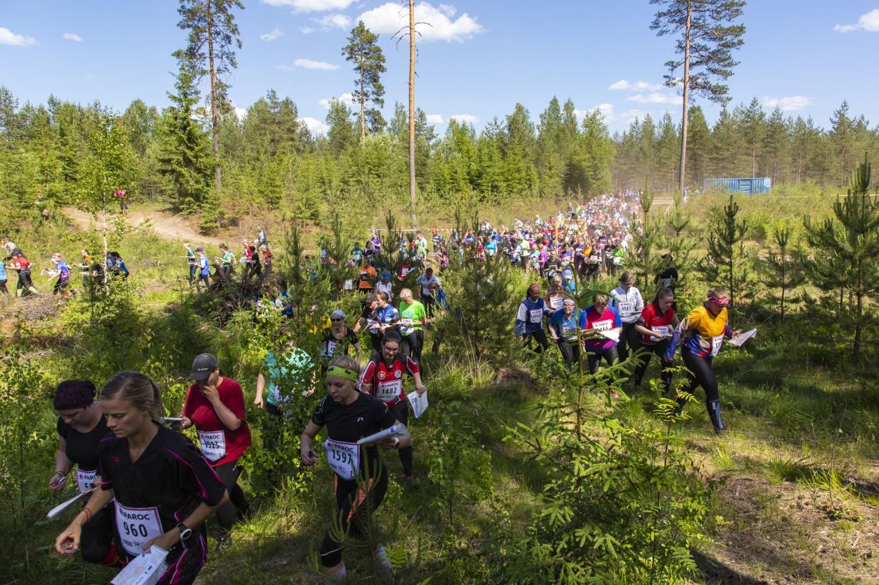 Nilkan-, polvien- ja ranteiden vammat maastojuoksijan harmina